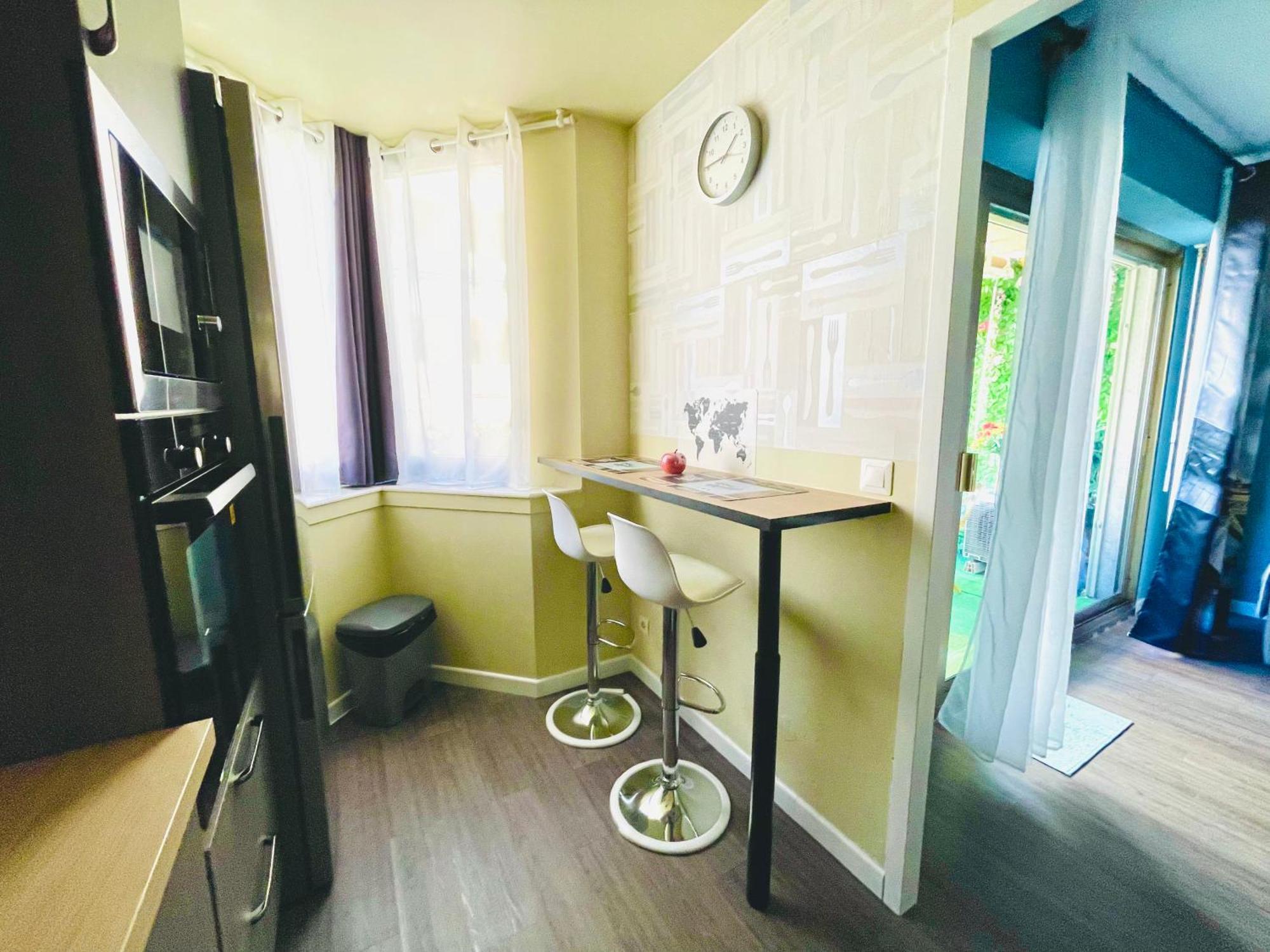 Studio City Center Beach Side Free Paddle Beautiful Terrace Nice Exteriör bild