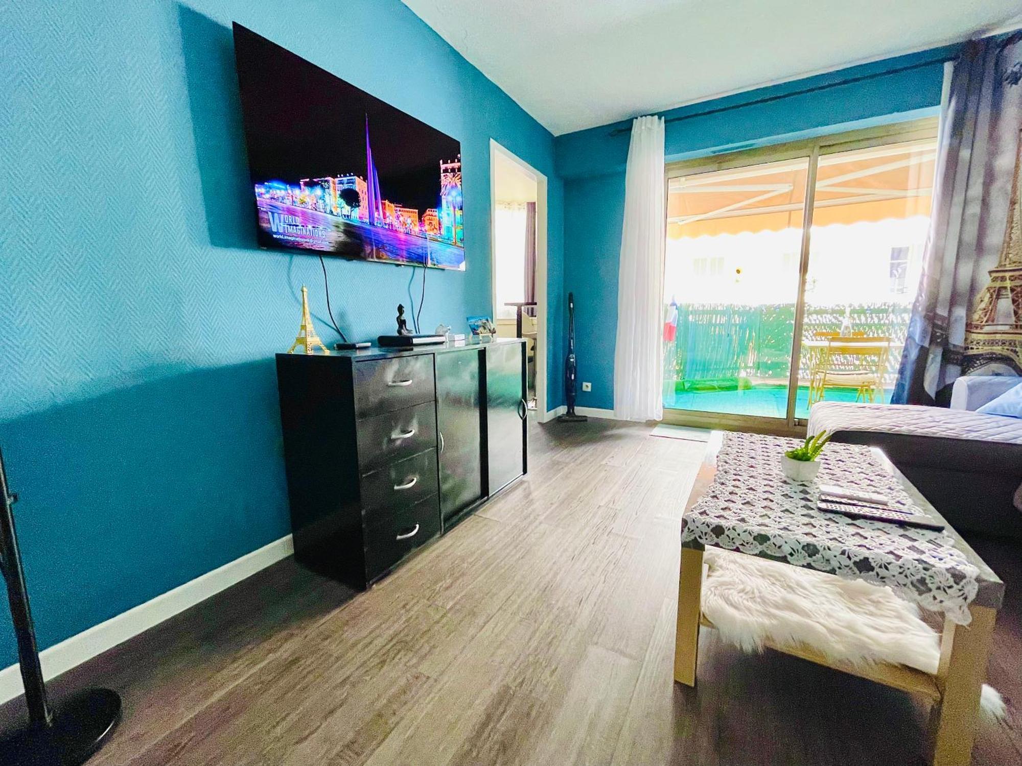 Studio City Center Beach Side Free Paddle Beautiful Terrace Nice Exteriör bild